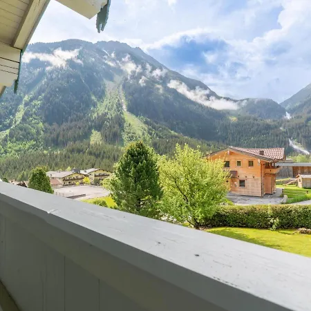 Holiday home Tauernpanorama